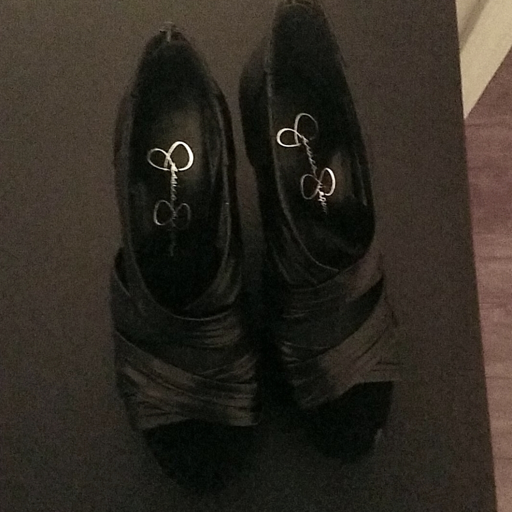 Jessica Simpson 8.5 black strappy wedges